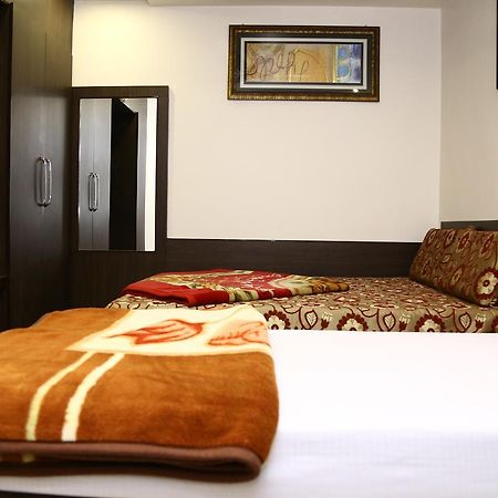 Hotel Abhinandan Inn Dzsaipur Kültér fotó