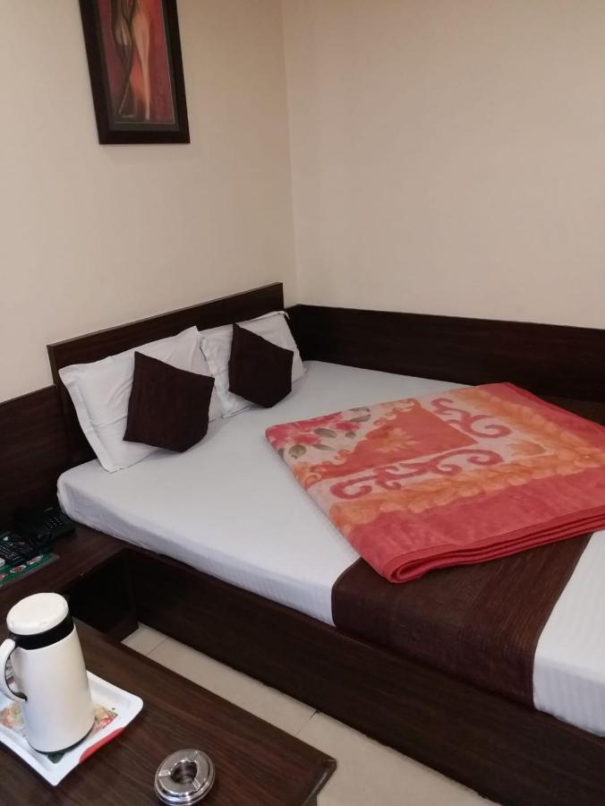 Hotel Abhinandan Inn Dzsaipur Kültér fotó