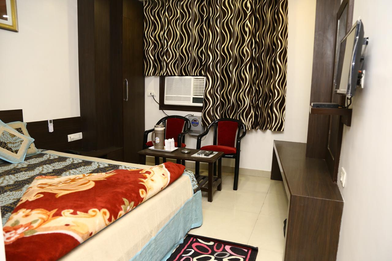 Hotel Abhinandan Inn Dzsaipur Kültér fotó