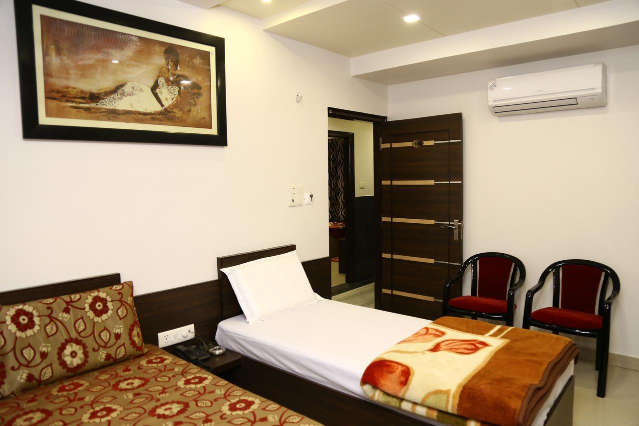 Hotel Abhinandan Inn Dzsaipur Kültér fotó