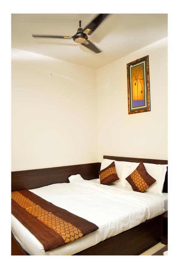 Hotel Abhinandan Inn Dzsaipur Kültér fotó