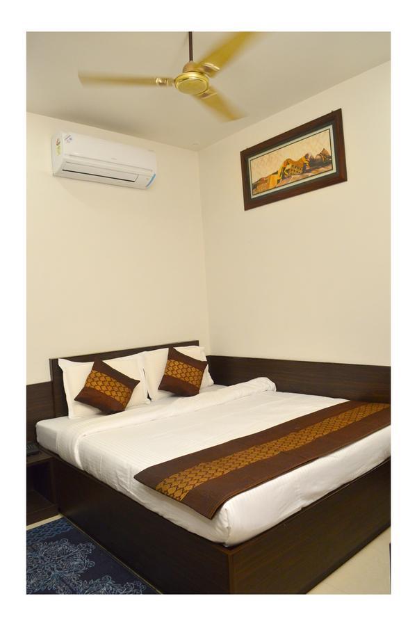 Hotel Abhinandan Inn Dzsaipur Kültér fotó