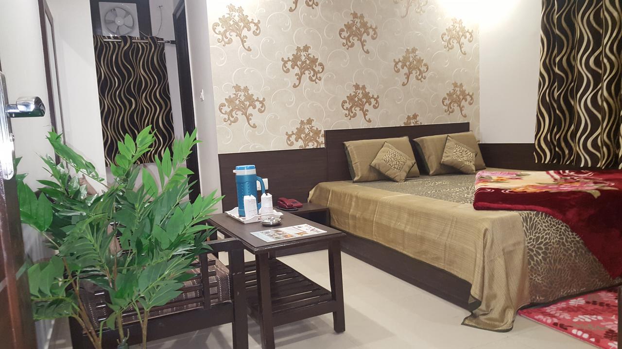 Hotel Abhinandan Inn Dzsaipur Kültér fotó