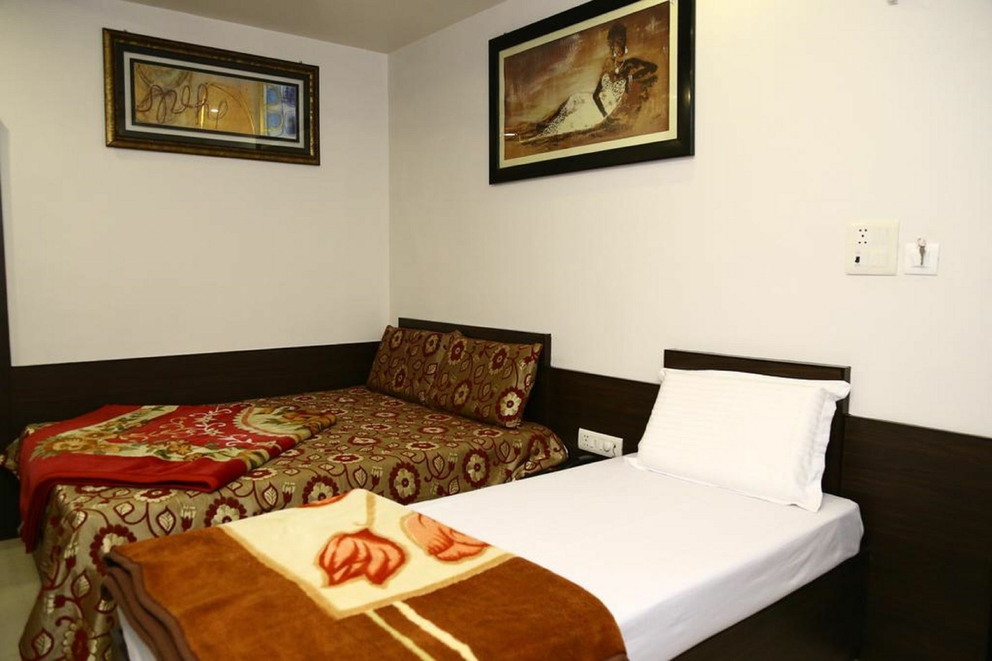 Hotel Abhinandan Inn Dzsaipur Kültér fotó